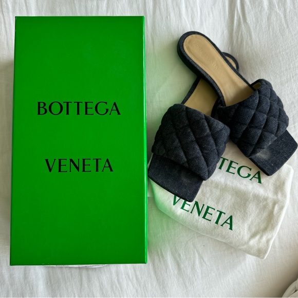 Bottega Veneta Women's Square Toe Quilted Slide Sandals (38.5) - Picture 4 of 8